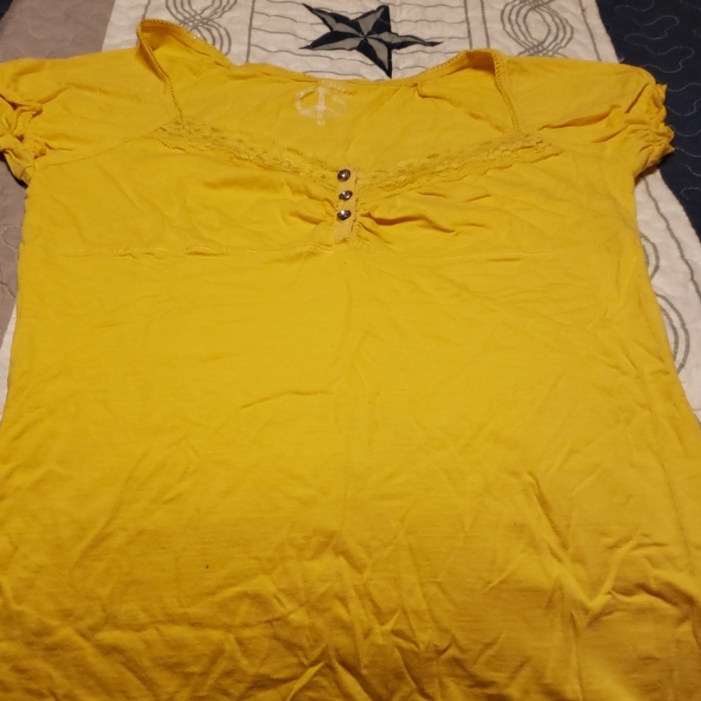 Womens short sleeve